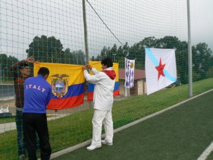 Cada un coa súa bandeira