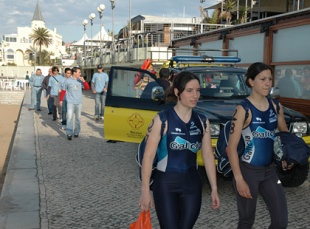 Saleta Castro (dereita) e Aida Valiño, no debut da Selección Galega de Triatlón / http://galegoman.spaces.live.com/